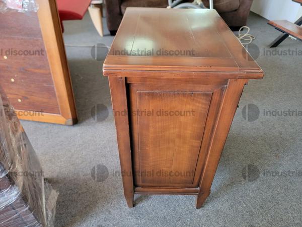 49#9481 Comodini in legno e tavolo in vendita - foto 6
