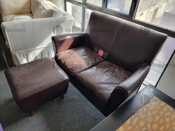 55#9481 Divano con poltrona e accessori in vendita - foto 1