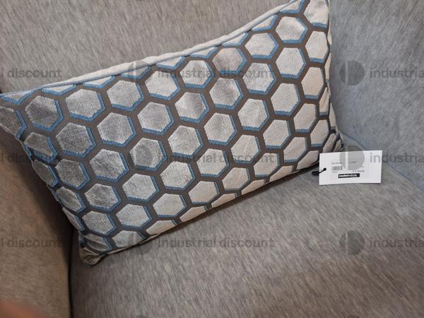 55#9481 Divano con poltrona e accessori in vendita - foto 3
