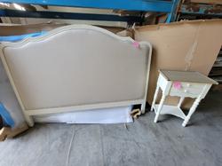 Testiera letto e Comodini DB - Lotto 16 (Asta 9482)
