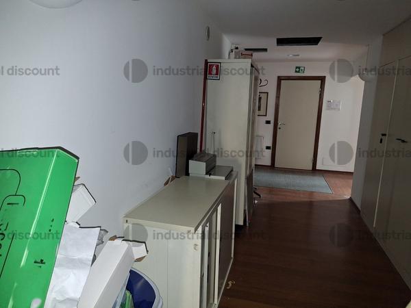 1#9493 Arredi ed attrezzature ufficio in vendita - foto 11
