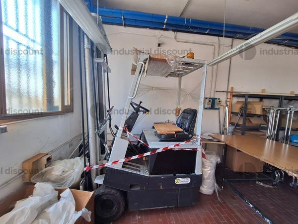 1#9500 Pressa a vapore e carello elevatore Iveco in vendita - foto 4