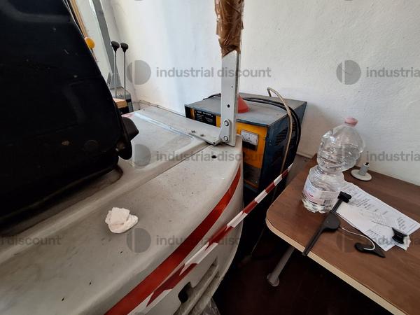 1#9500 Pressa a vapore e carello elevatore Iveco in vendita - foto 6