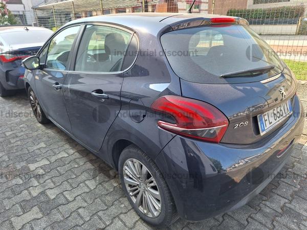 16#9500 Autovettura Peugeot 208 in vendita - foto 3