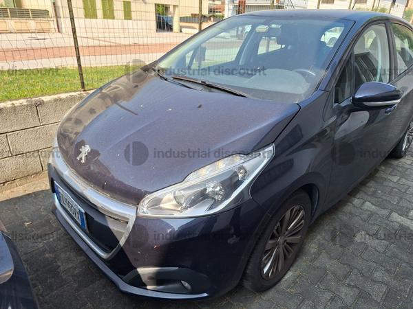 16#9500 Autovettura Peugeot 208 in vendita - foto 10