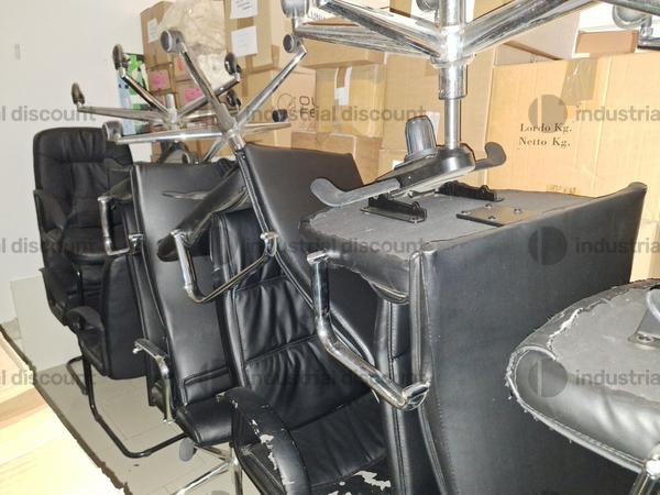 2#9500 Attrezzatura ed arredi in vendita - foto 24
