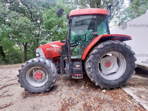 3#9503 Trattore agricolo McCormick in vendita - foto 2