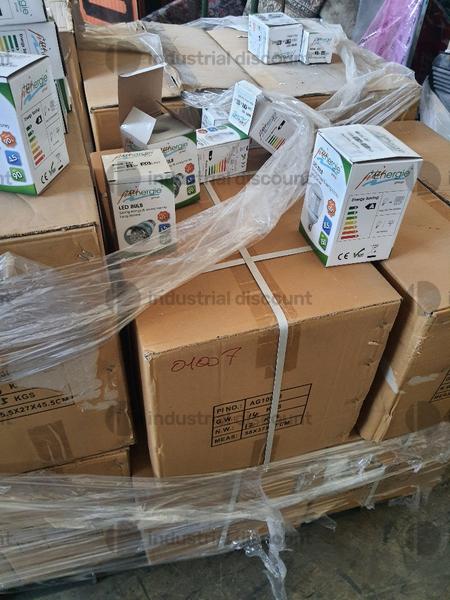 Materiale elettrico in vendita