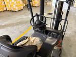 Immagine 3 - Carrello elevatore Toyota - Lotto 6 (Asta 9548)