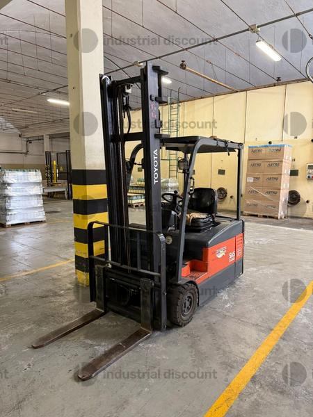 6#9548 Carrello elevatore Toyota in vendita - foto 4