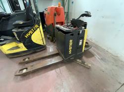 Carrello elevatore elettrico Hyster  - Lotto 38 (Asta 9550)