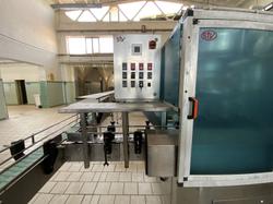 Linea di riempimento e capsulatrice per vasetti - Lotto 9 (Asta 9550)