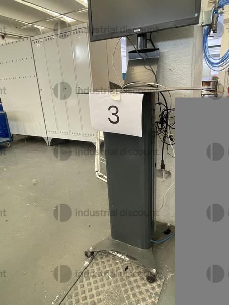 11#9552 Supporti in metallo con ruote in vendita - foto 3