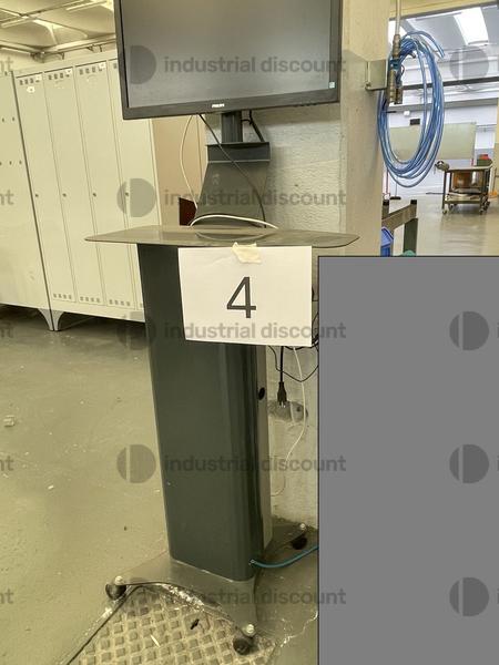 11#9552 Supporti in metallo con ruote in vendita - foto 4