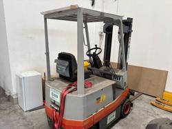 Carrello elevatore Marca OM Mod. E15N - Lotto 2 (Asta 9557)