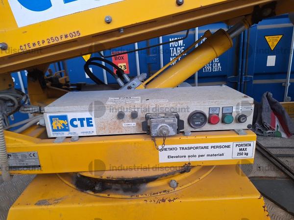 10#9559 Autoveicolo Hyundai in vendita - foto 8