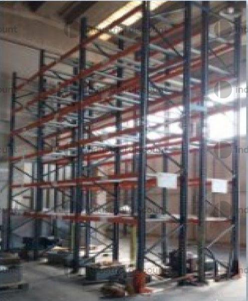 Scaffalature in vendita