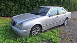 Automobile Mercedes E 270CDI - Lotto 4 (Asta 9590)