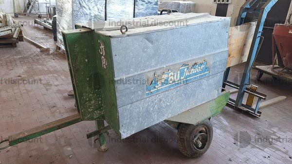 33#9600 Attrezzatura da cantiere in vendita - foto 2