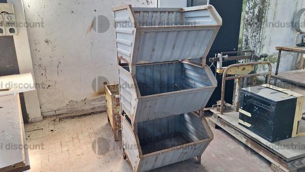 30#9601 Cavalletti e cassoni in metallo in vendita - foto 5