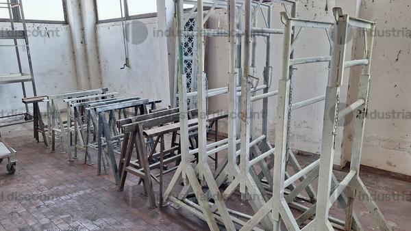 39#9601 Cavalletti e scale in ferro in vendita - foto 2