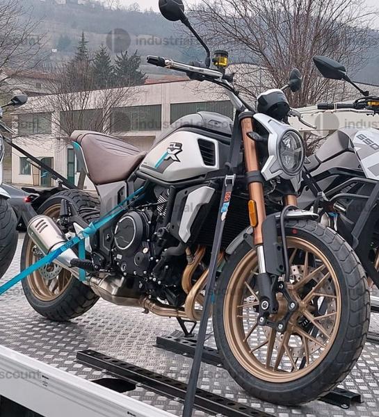 10#9602 Motociclo Heritage X in vendita - foto 1