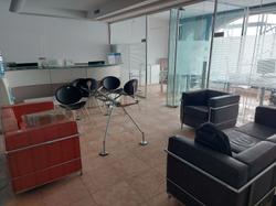 Dental office furniture and equipment - Lot 1 (Auction 9603)