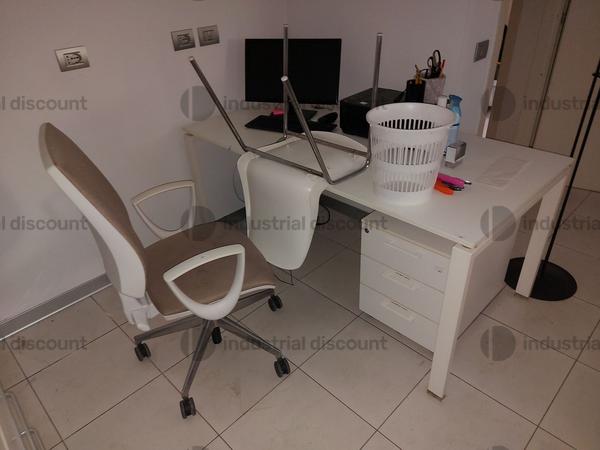 1#9603 Arredi e attrezzatura per studio odontoiatrico in vendita - foto 30