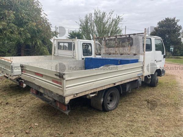 4#9611 Autocarro Nissan Cabstar in vendita - foto 3