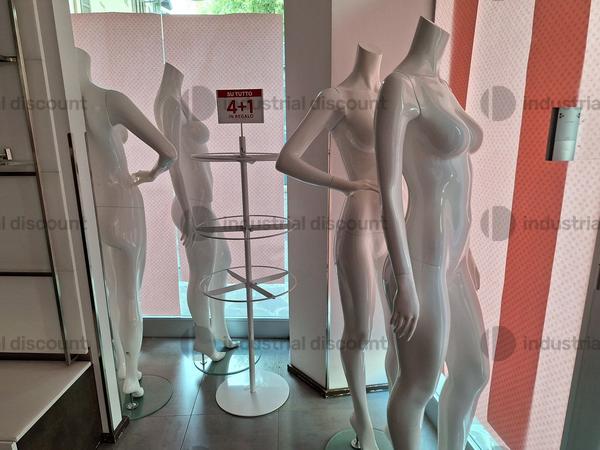 1#9621 Arredamento per negozio in vendita - foto 11