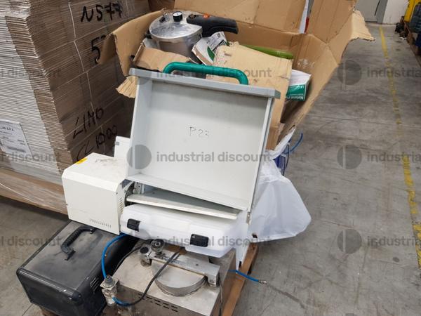 4#9624 Attrezzature e arredi e materiale studio dentistico in vendita - foto 27