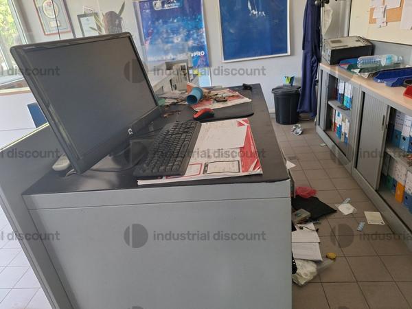 3#9630 Arredo uffici per officina e accettazione officina in vendita - foto 4