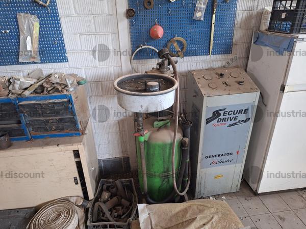 3#9630 Arredo uffici per officina e accettazione officina in vendita - foto 79