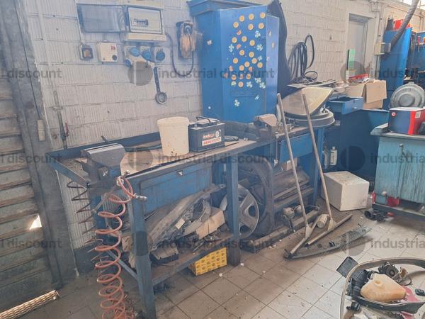 3#9630 Arredo uffici per officina e accettazione officina in vendita - foto 84