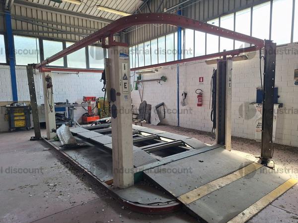 4#9630 Arredi e attrezzi reparto Carrozzeria in vendita - foto 3