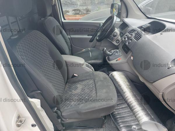 14#9638 Furgone Renault in vendita - foto 9