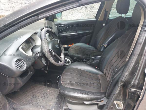 15#9638 Autovettura Lancia Delta in vendita - foto 8