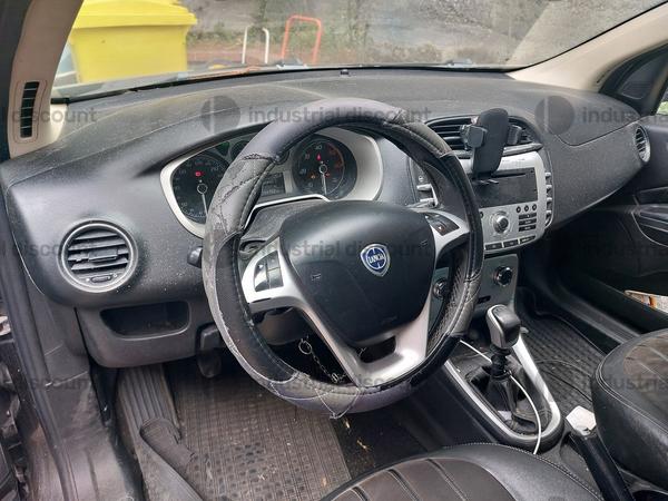 15#9638 Autovettura Lancia Delta in vendita - foto 9