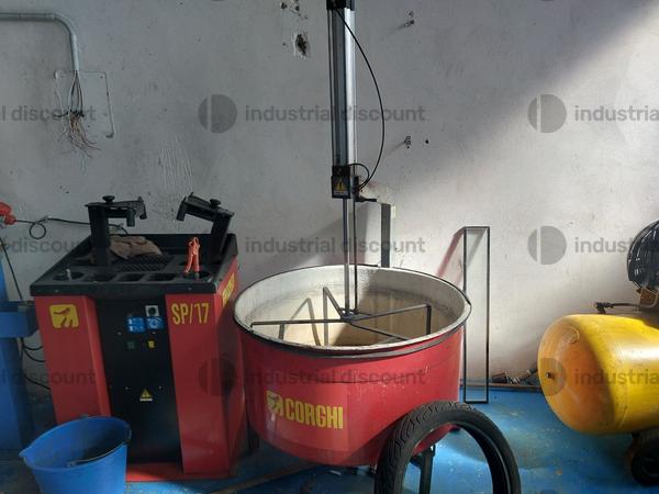 3#9643 Macchine, attrezzature per gommista e officina e Rimanenze di magazzino pneumatici in vendita - foto 5