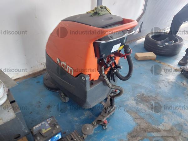 3#9643 Macchine, attrezzature per gommista e officina e Rimanenze di magazzino pneumatici in vendita - foto 22