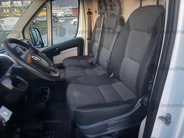 1#9647 Furgone Fiat Ducato 35 2.3 MJT in vendita - foto 11