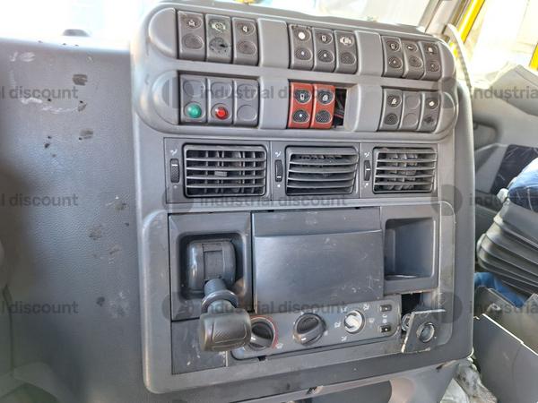 2#9649 Trattore stradale Iveco Magirus in vendita - foto 15