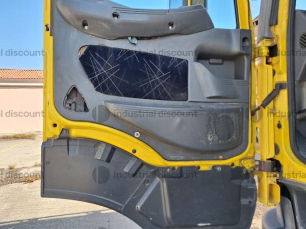 2#9649 Trattore stradale Iveco Magirus in vendita - foto 22