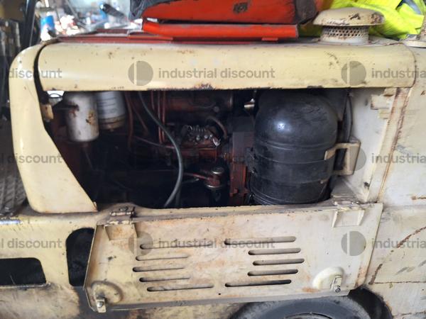 7#9649 Carrelli elevatori Clark e Om in vendita - foto 18