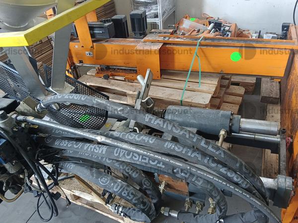 1#9660 Macchina per stampaggio plastica a iniezione Demag 420T in vendita - foto 9