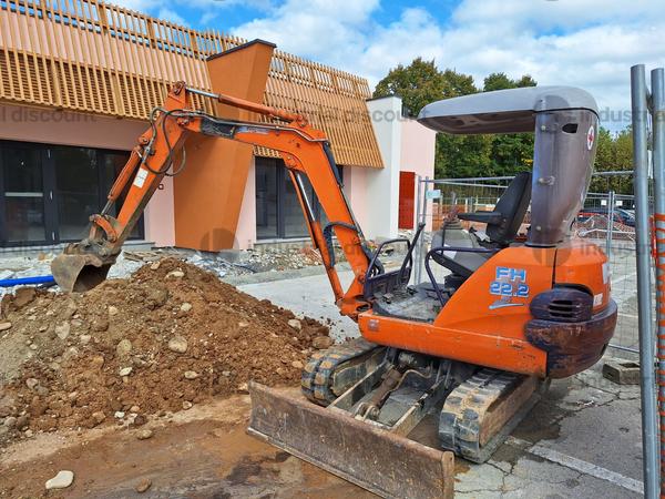 1#9666 Miniescavatore Hitachi in vendita - foto 3