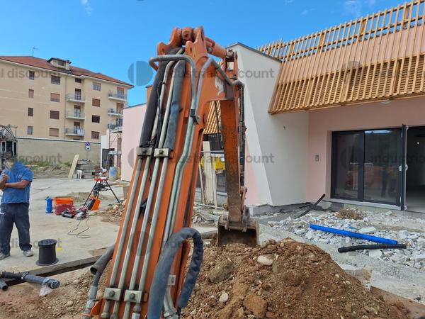 1#9666 Miniescavatore Hitachi in vendita - foto 10