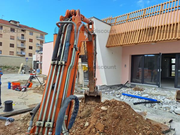 1#9666 Miniescavatore Hitachi in vendita - foto 11