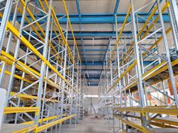 Scaffalature industriali e attrezzature per supermercato - Lotto 27 (Asta 9668)