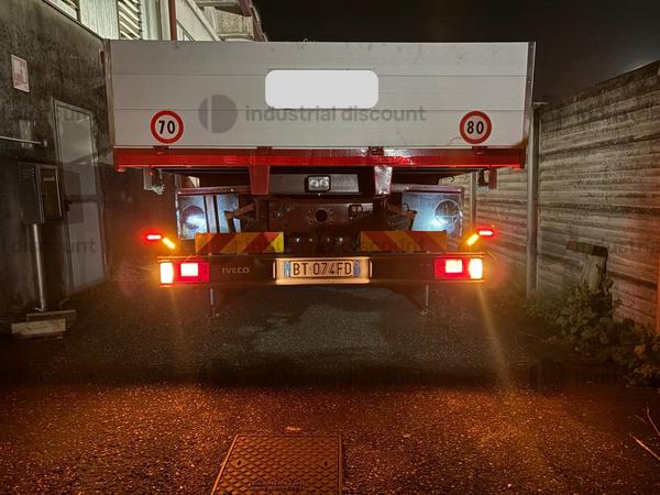 1#9682 Autocarro Iveco 190-32 con gru Fassi in vendita - foto 2
